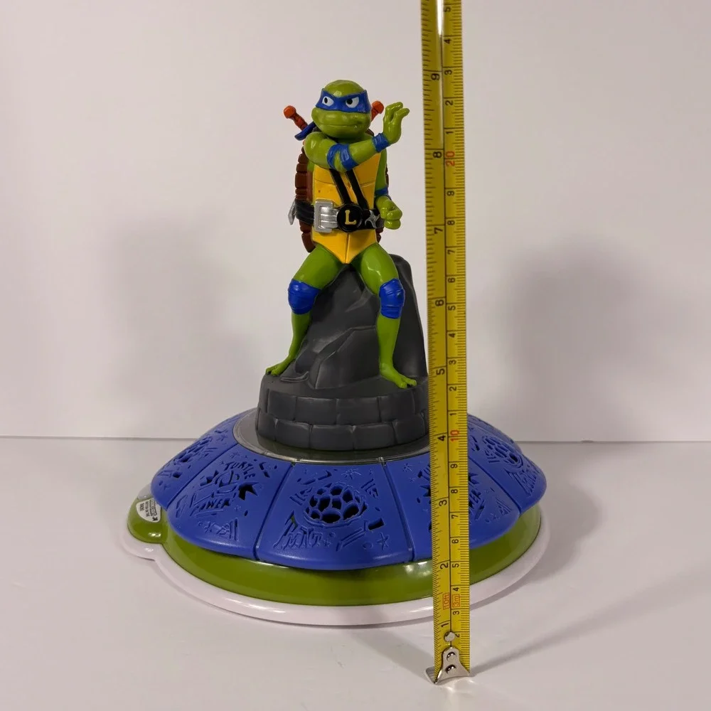 TMNT Leonardo LED Night Light Room Projector Paramount 21730 Blue Green